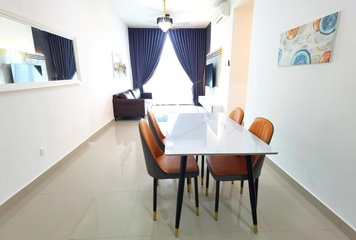 קואלה לומפור Mj Homestay 99 Batu Caves Kl North 99Residence 3R2B מראה חיצוני תמונה