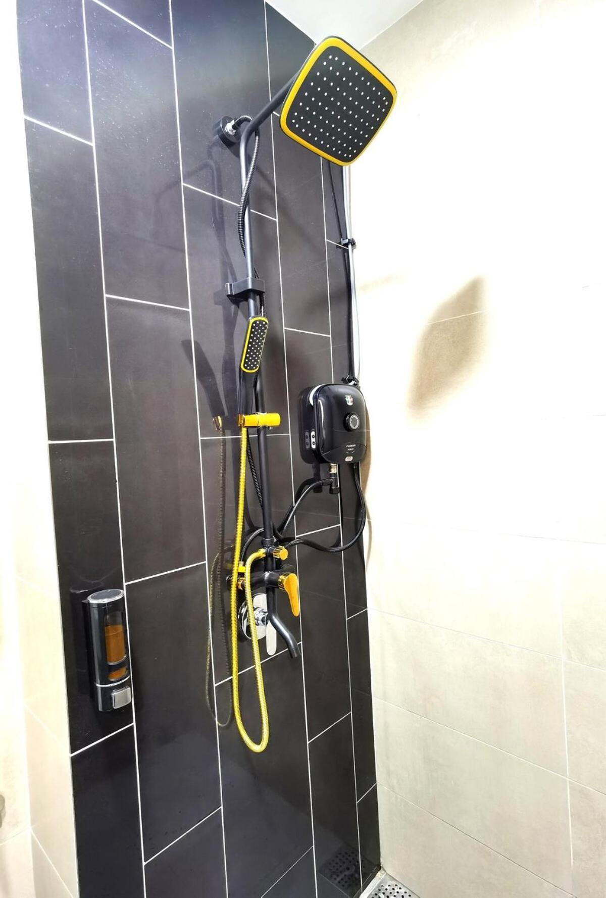 קואלה לומפור Mj Homestay 99 Batu Caves Kl North 99Residence 3R2B מראה חיצוני תמונה