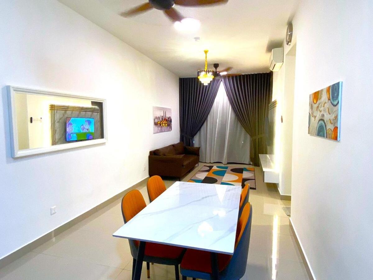 קואלה לומפור Mj Homestay 99 Batu Caves Kl North 99Residence 3R2B מראה חיצוני תמונה